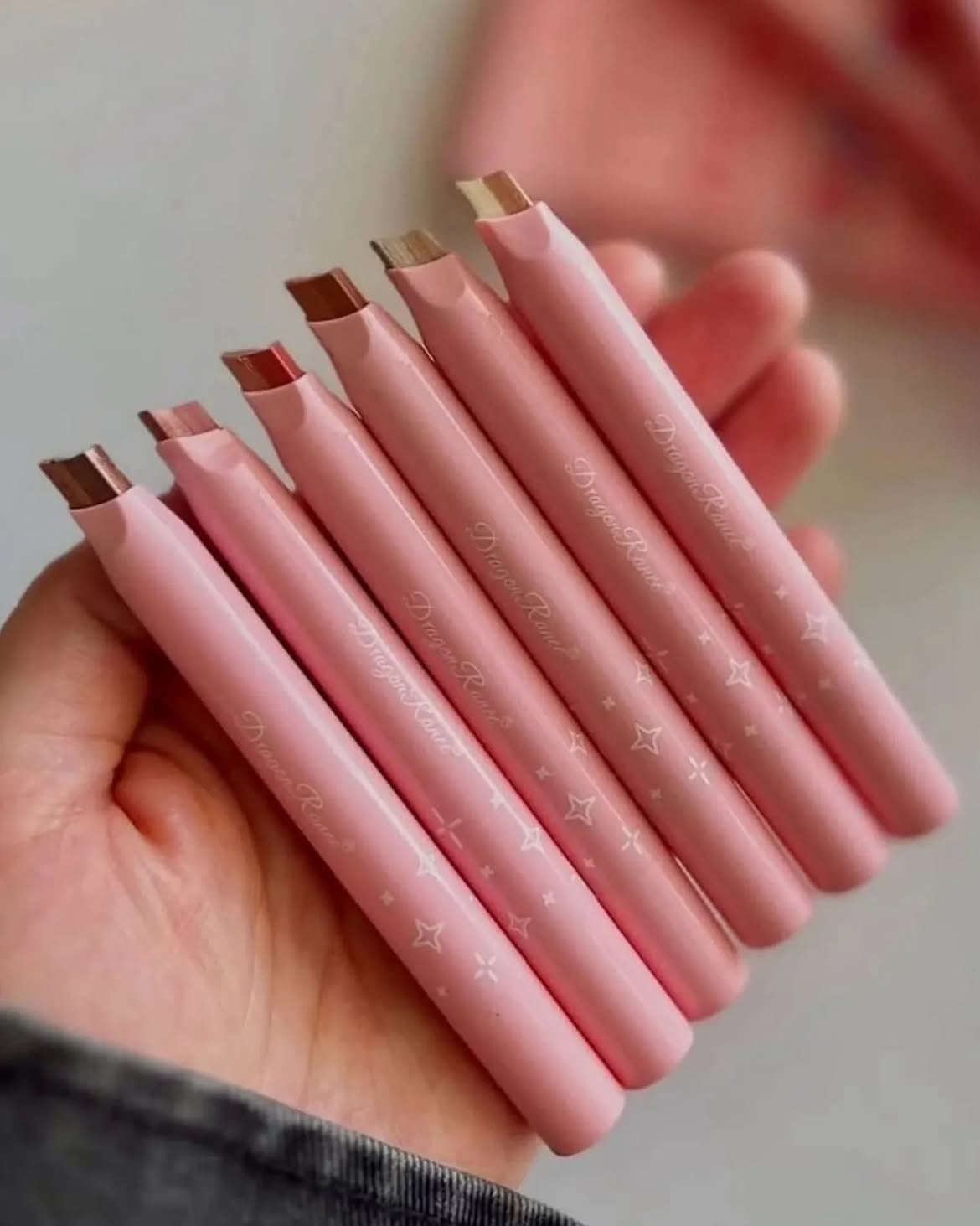 2-in-1 Double Color Gradient Velvet Eyeshadow Stick – Waterproof Shimmer Eye Makeup